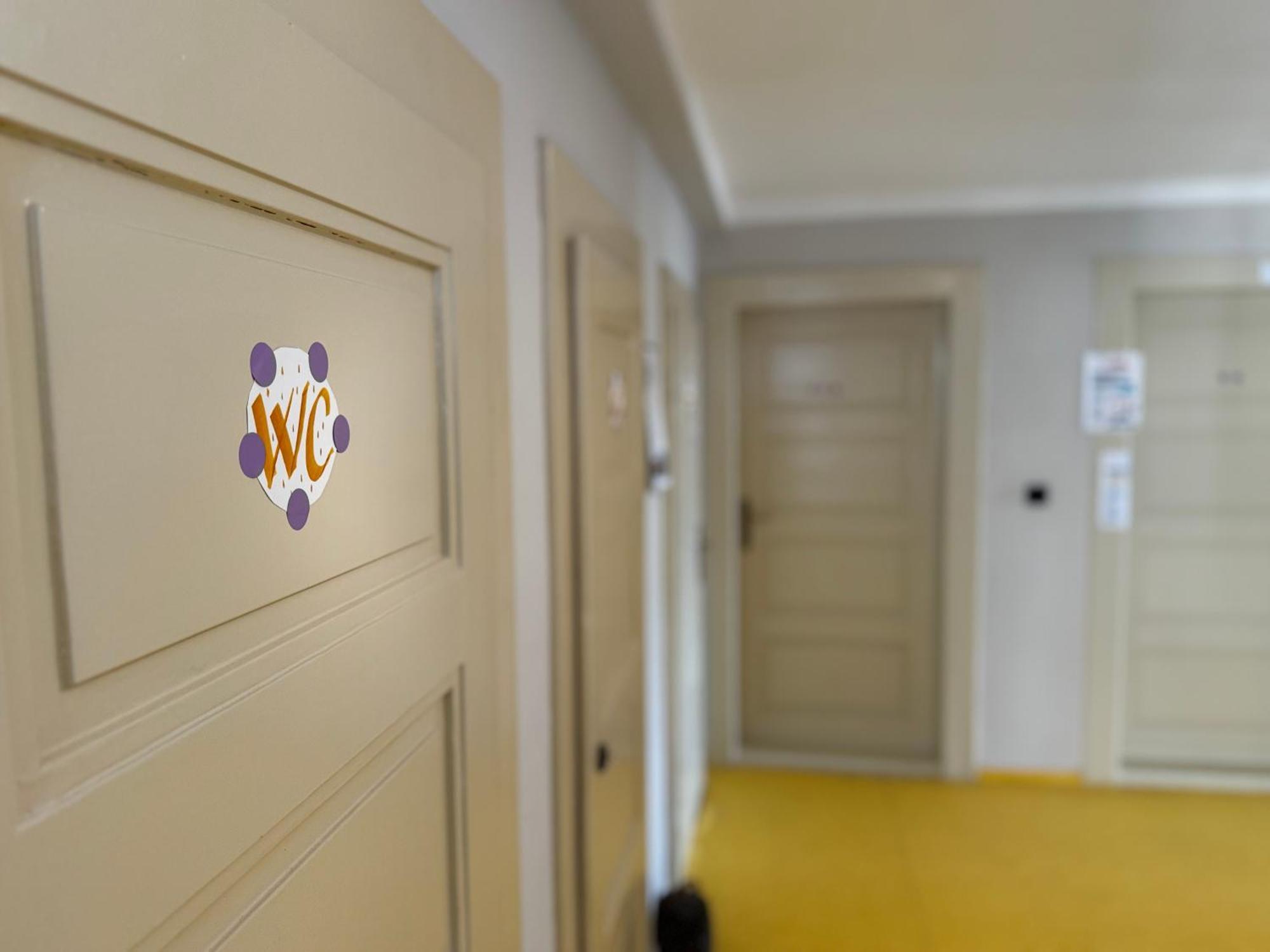 Appartamento Knk Vibrant Central Spacious Hideaway Hradec Králové Esterno foto